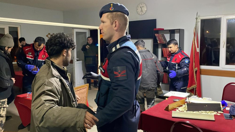 Film gibi olay: 200 yabancı uyruklu şahsı İstanbul diye Sakarya’ya getirdi