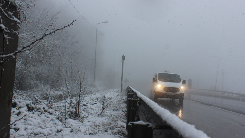 Bolu Dağı'nda kar yağışı etkili oluyor