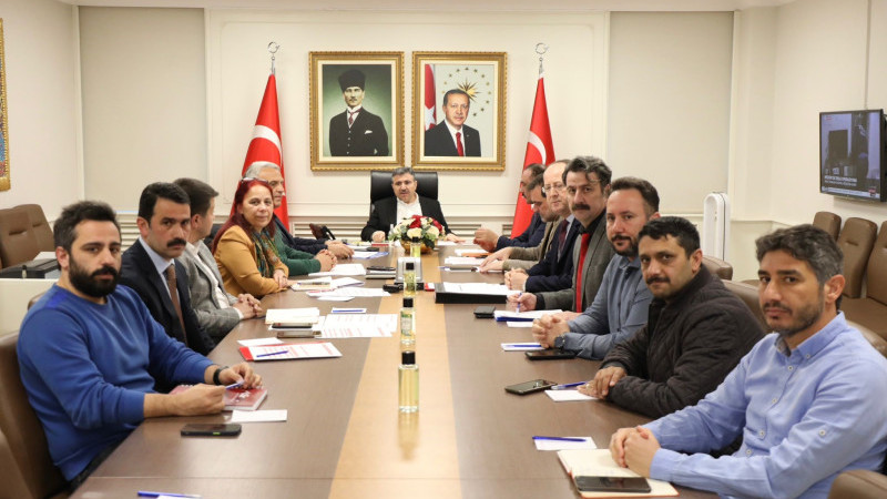 Okulların durumu görüşüldü