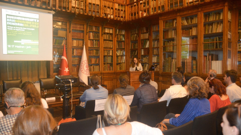 Türk ve Fransız Arkeologlar ve Yetkililer “Türkiye ve Fransa’da Kent Arkeolojisi