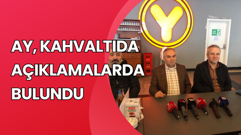 Eski Başkan Ay Basın Mensuplarıyla Bir Araya Geldi